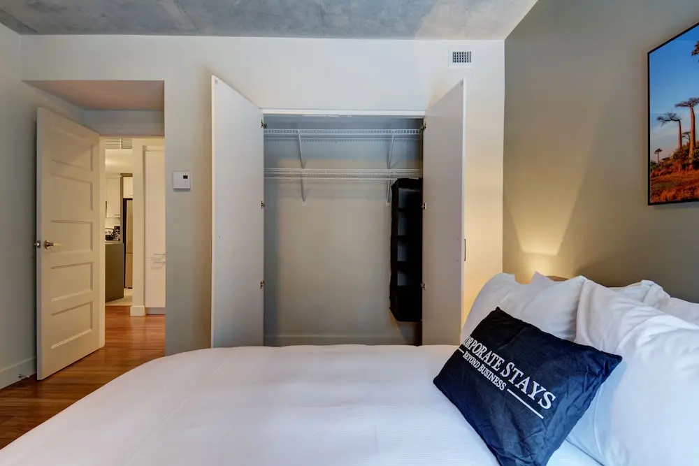 Corporate Stays La Garde Apartments