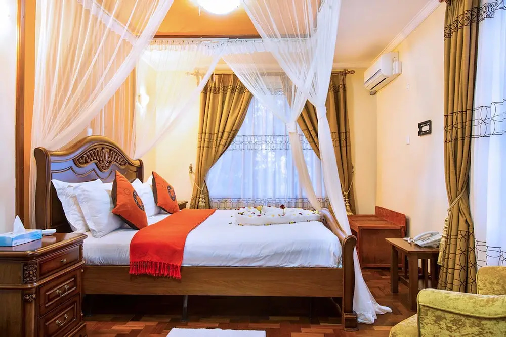 Deluxe Double room (full double bed)