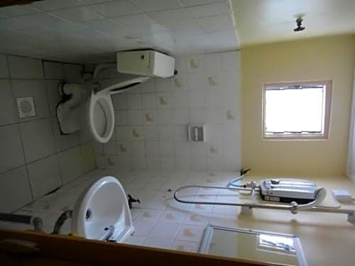 Eight Mentigi Guesthouse