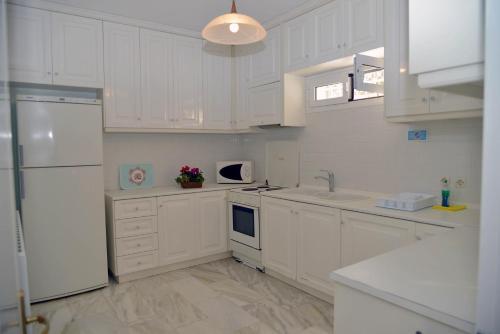 Saint Nicholas Beach Apartments 