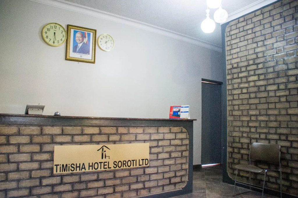 Lobby & Reception
