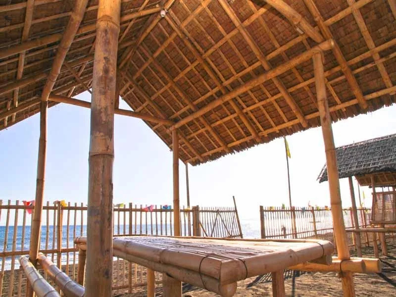 Beach & Waterfront