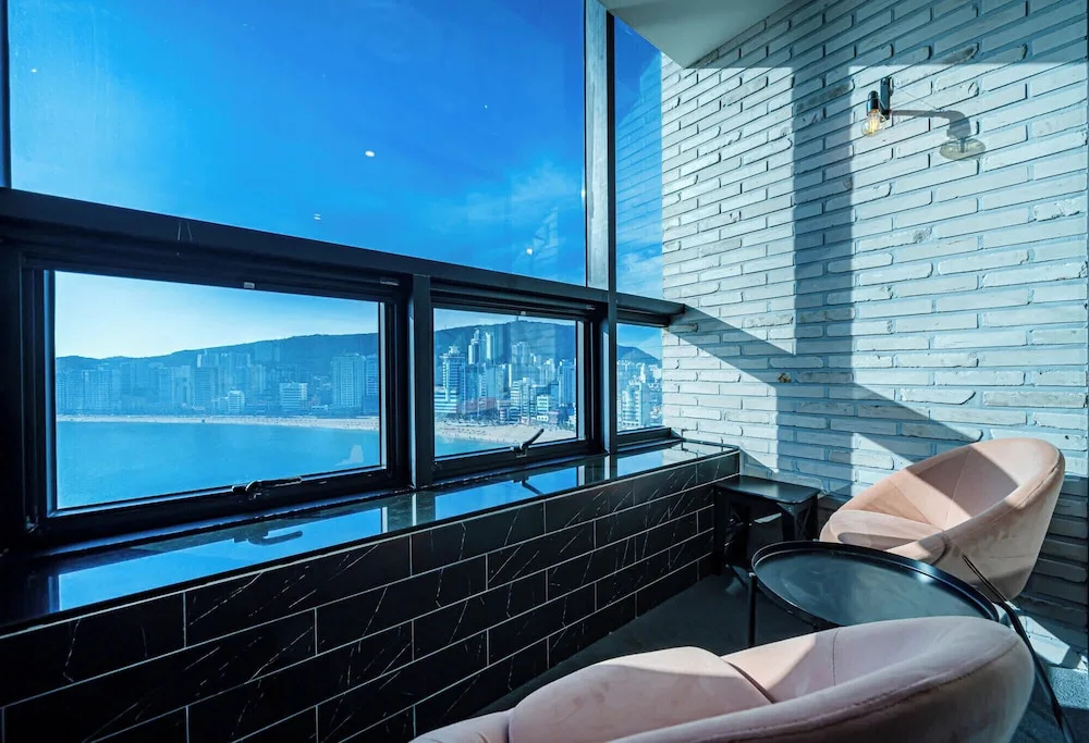 Standard Double room with balcony (twin beds)