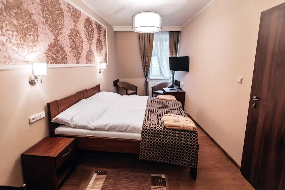 Star Hotel - 3