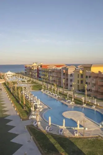 Beach & Waterfront