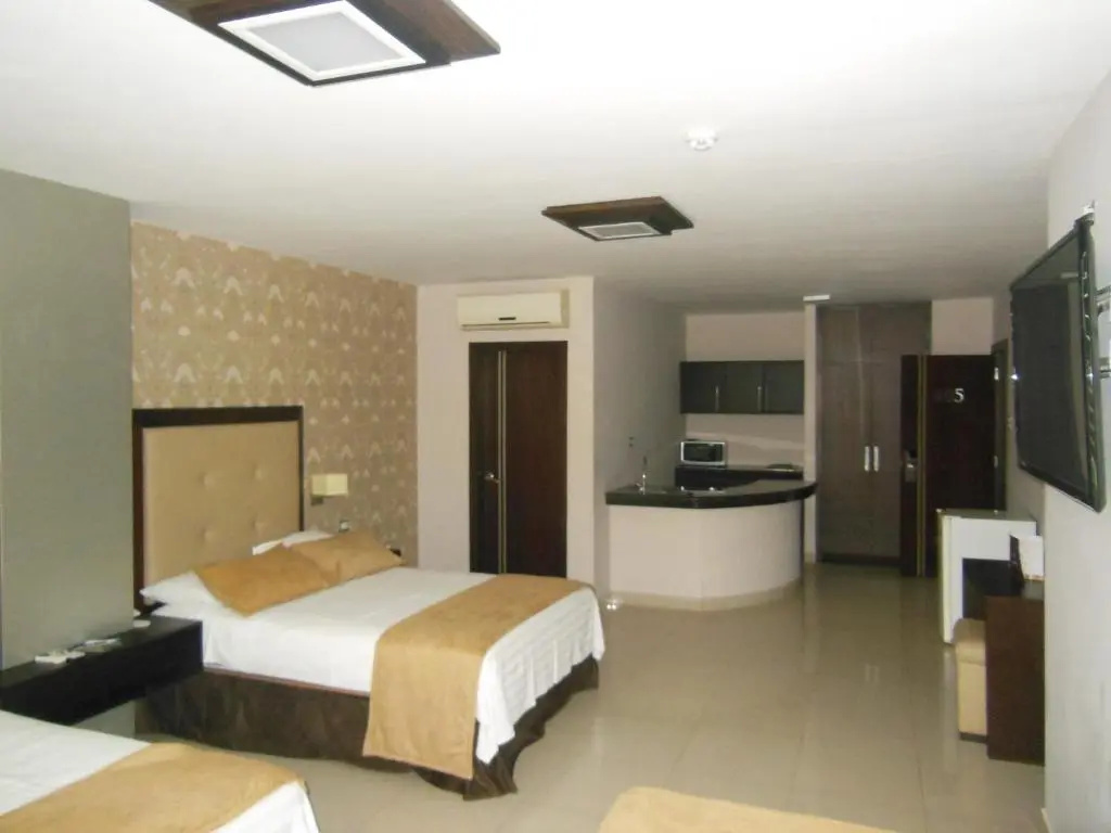Standard Double room (full double bed)