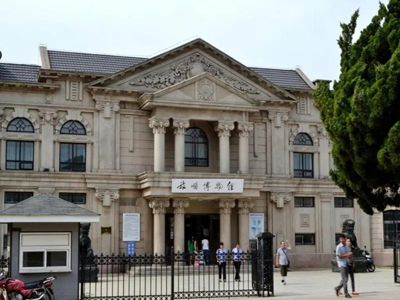 7Days Premium Dalian Lvshun Central Square New Mart
