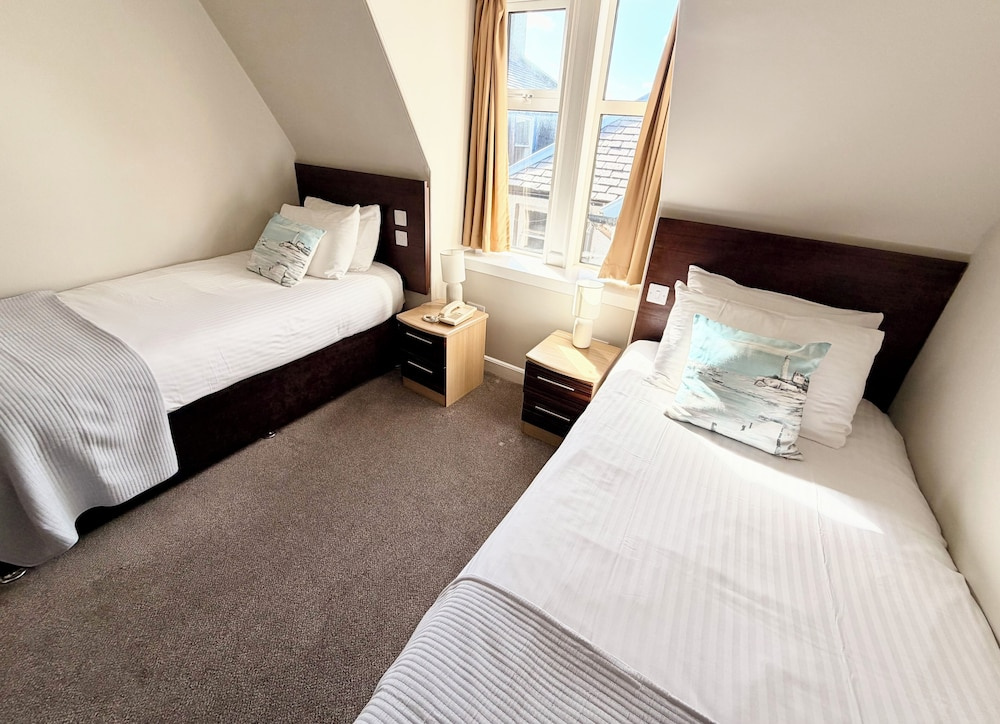 Cullen Bay Hotel - Chambres