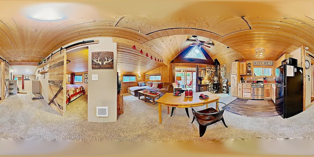 Camp David 1 Bedroom Home by NW Comfy Cabins - фото 8