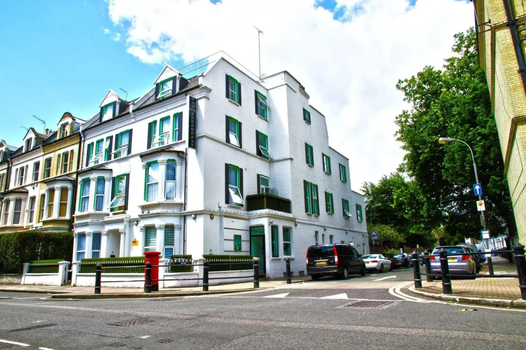 Four Points Flex by Sheraton London Kensington Olympia Hotel