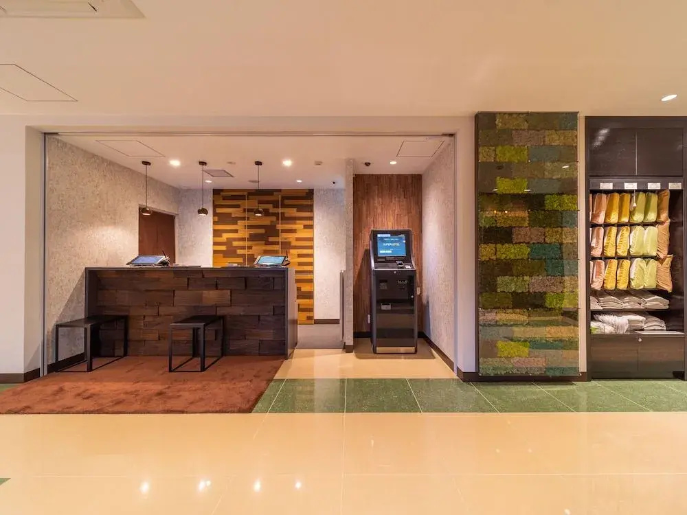 Lobby & Reception