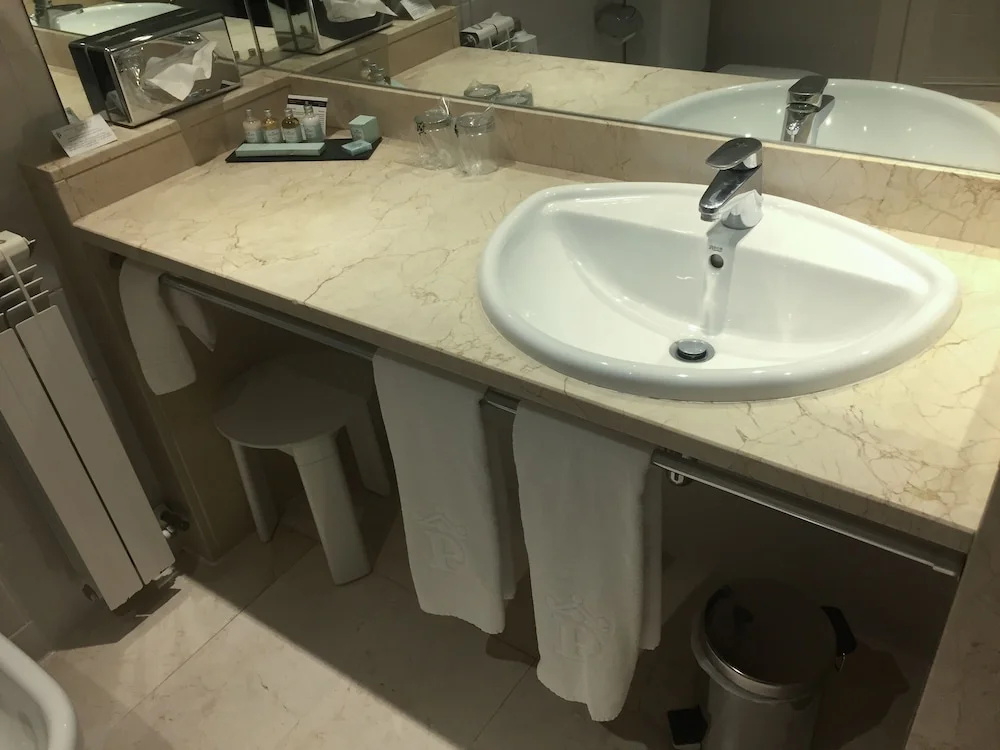 Parador De Teruel - Chambres