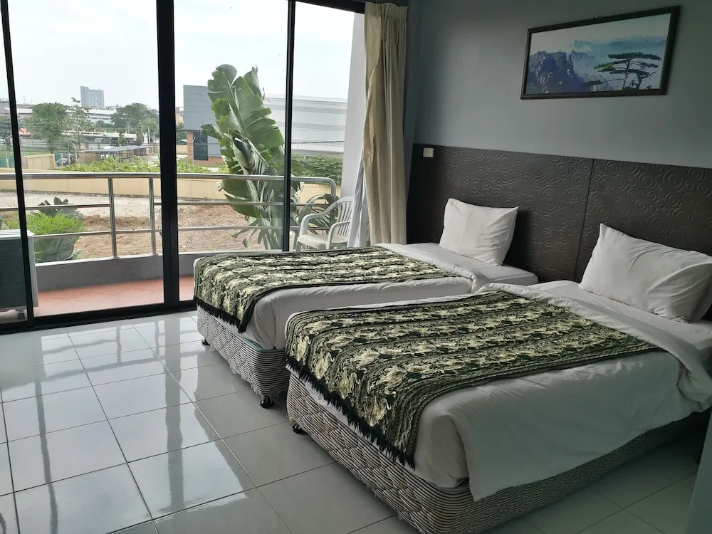Standard Double room with balcony (twin beds)