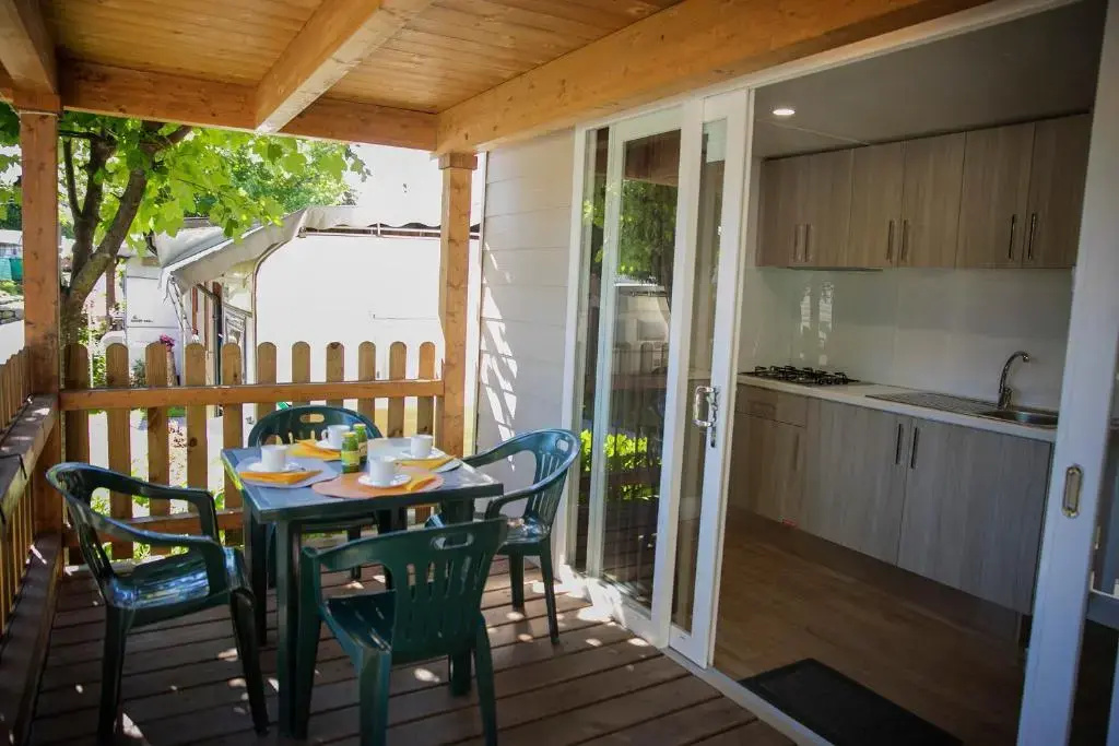 Deluxe Bungalow