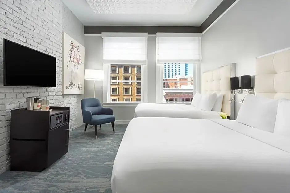 Deluxe Quadruple room