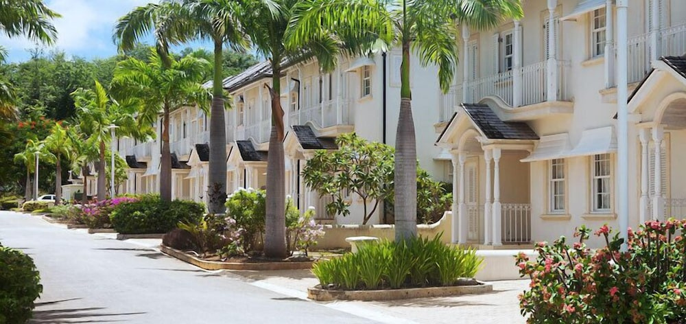 Battaleys Mews - Townhouse 15