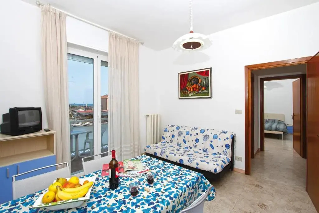 1 Bedroom Apartment with balcony
