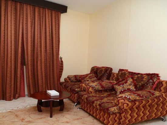 Safari Hotel Apartments