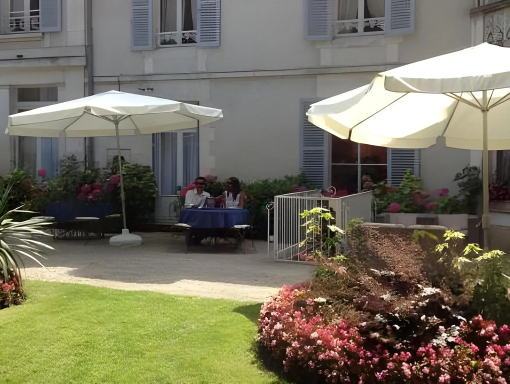 Hôtel Les Maréchaux by null