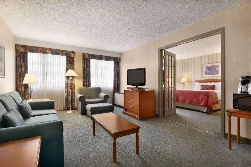 Ramada Plaza by Wyndham Regina Downtown - Chambres