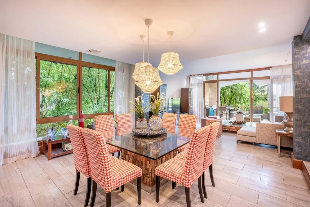 4BR Maid Included Golf Course View 8 Guest