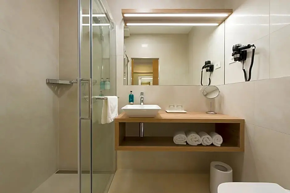 Ahotel Hotel Ljubljana - Chambres