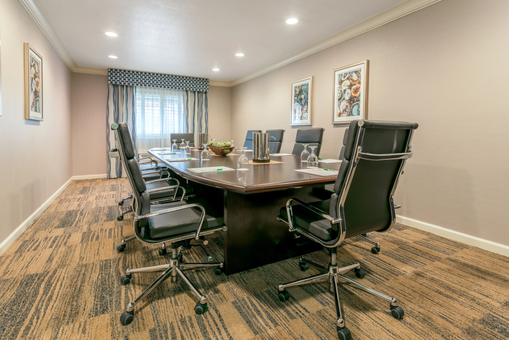 Holiday Inn Auburn by IHG - Général