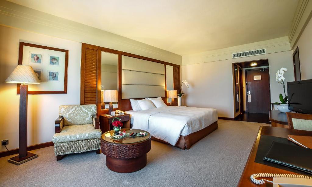 Danat Jebel Dhanna Resort
