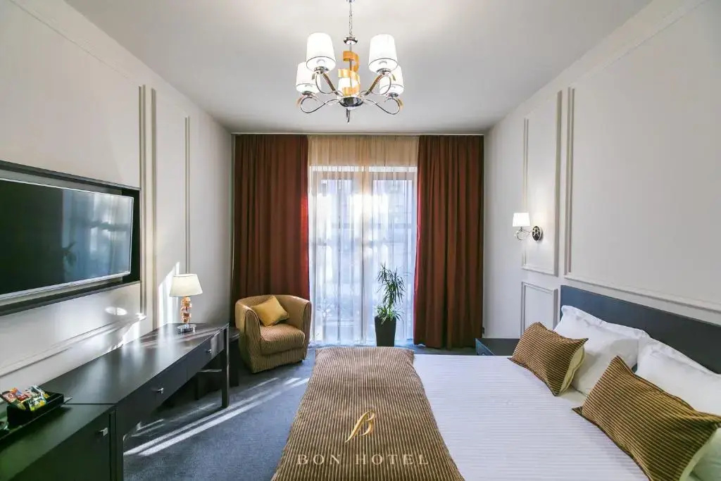 Bon Hotel - Chambres