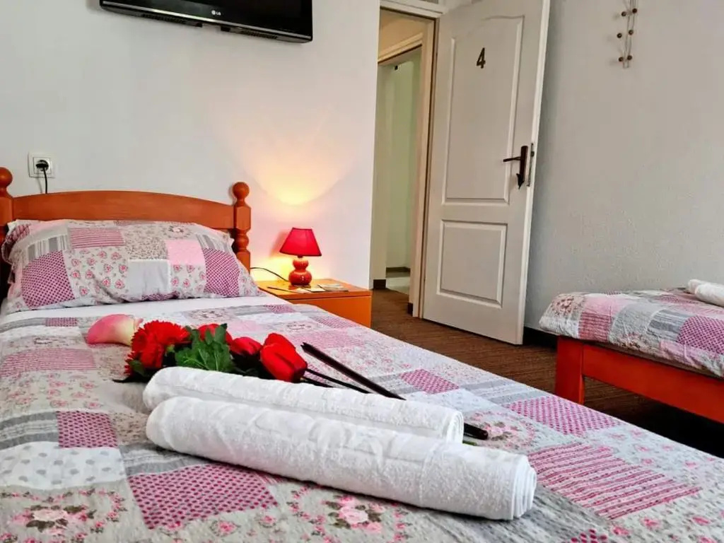 Standard Double room (twin beds)