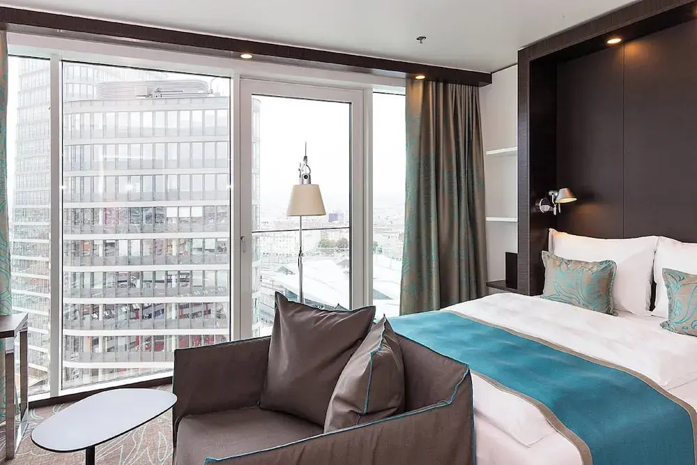 Standard room with view