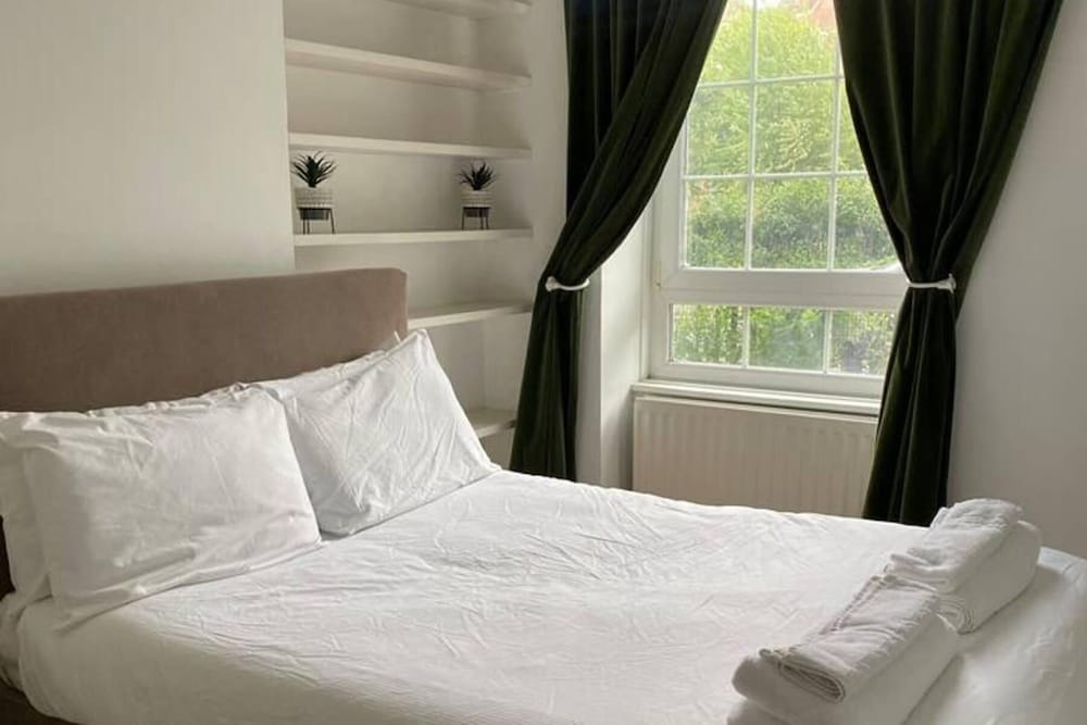 Lovely 1-bed Apartment in London - View of Shard