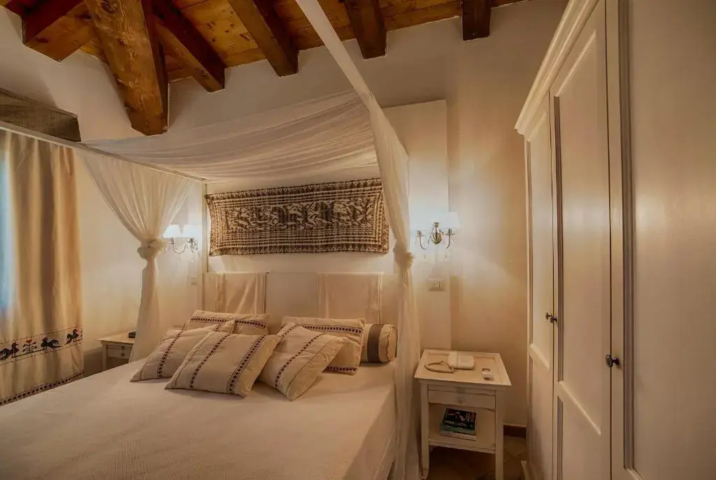 Superior Quadruple room