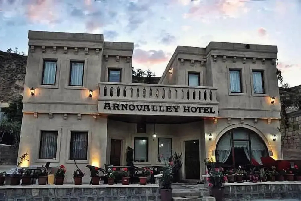 Arnovalley Hotel