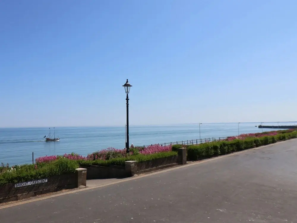 2 Beach View @ Beaconsfield House