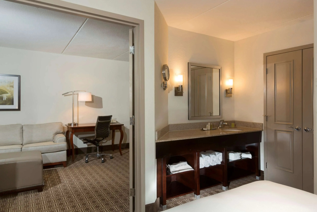 DoubleTree Suites by Hilton Nashville Airport - Général