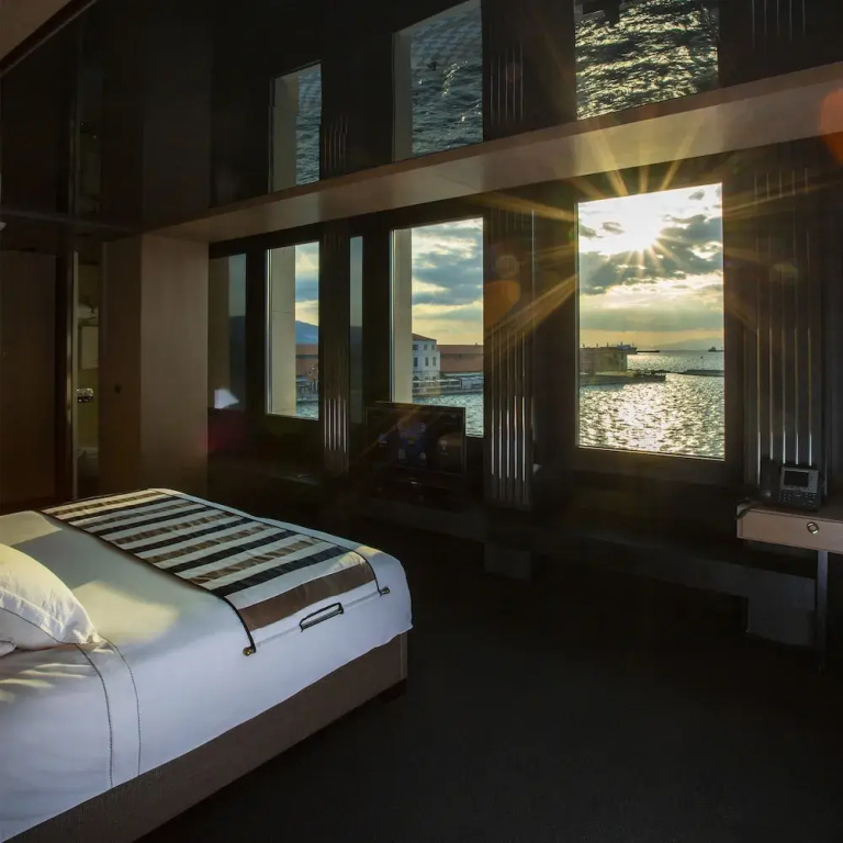 Standard room with sea view