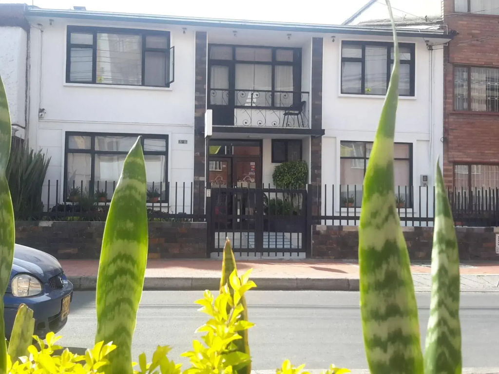 Central House Hotel