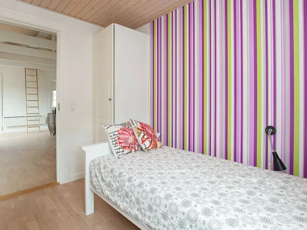 Charming Holiday Home in Dannemare With Whirlpool - фото 3