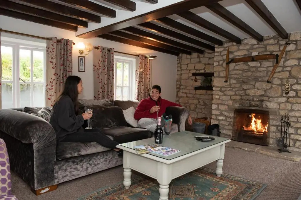 3 Bedrooms Cottage