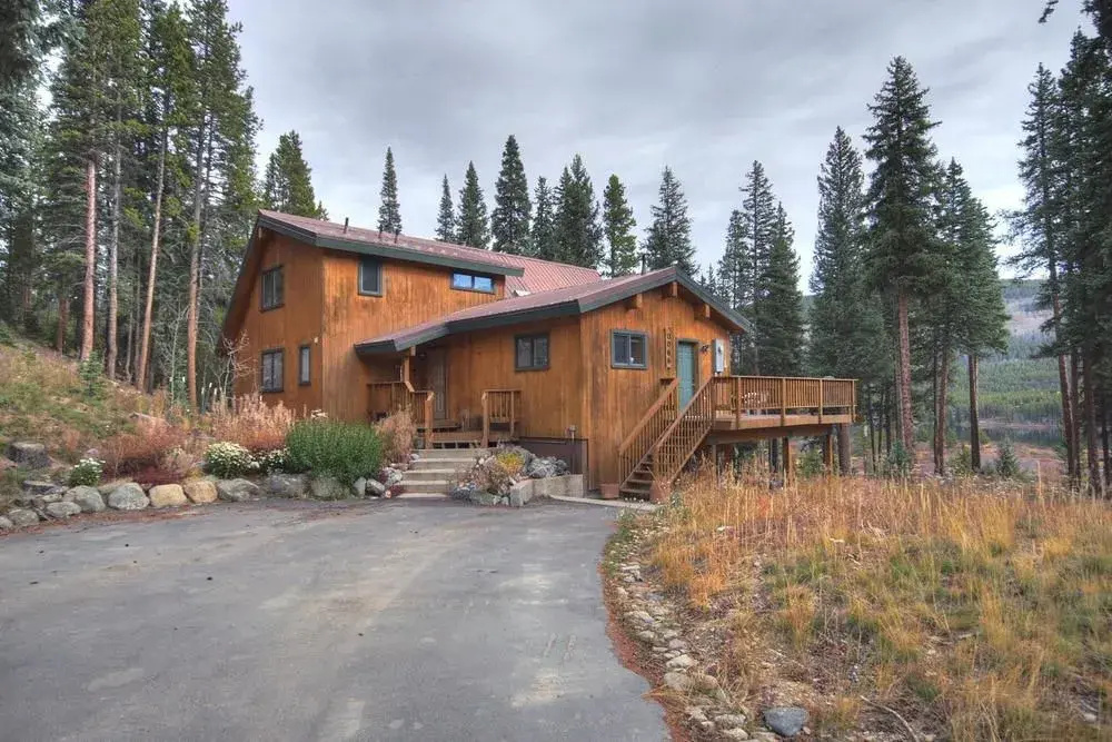 Black Bear 5 Br Home by RedAwning