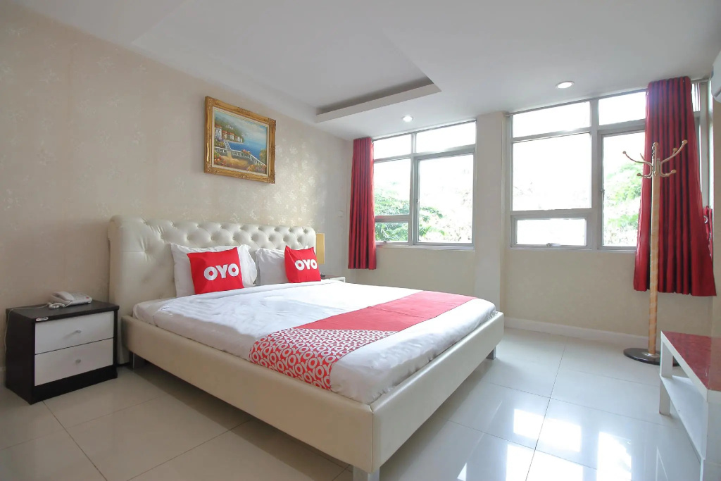 Deluxe Double room (full double bed)
