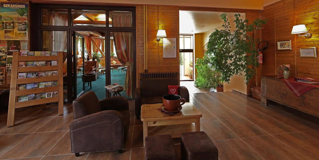 Hotel photo 2