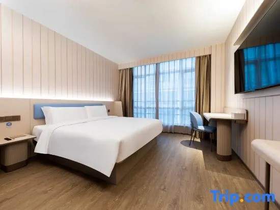 Superior Double room (full double bed)