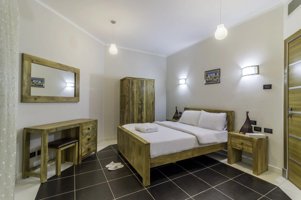 Отель Royal Beach Resort в Хургаде