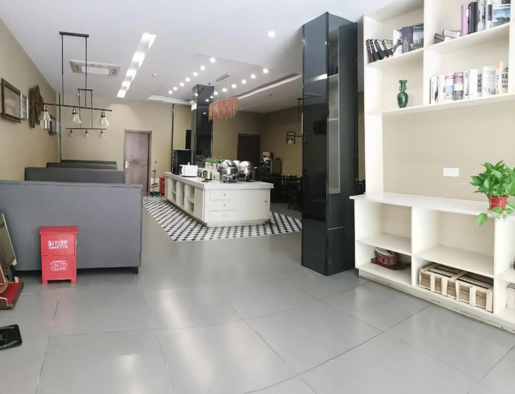 Candy Hotel（Ningguo Chuangzang Line Branch）