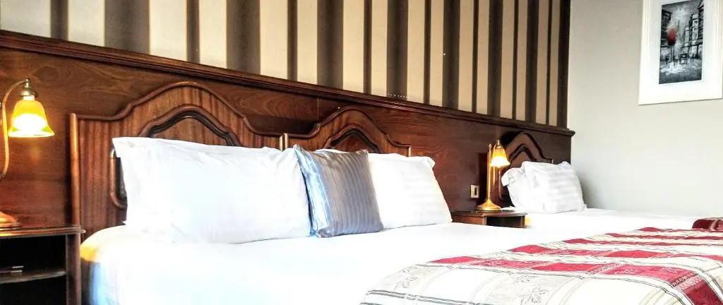 Lakeside Manor Hotel - Chambres