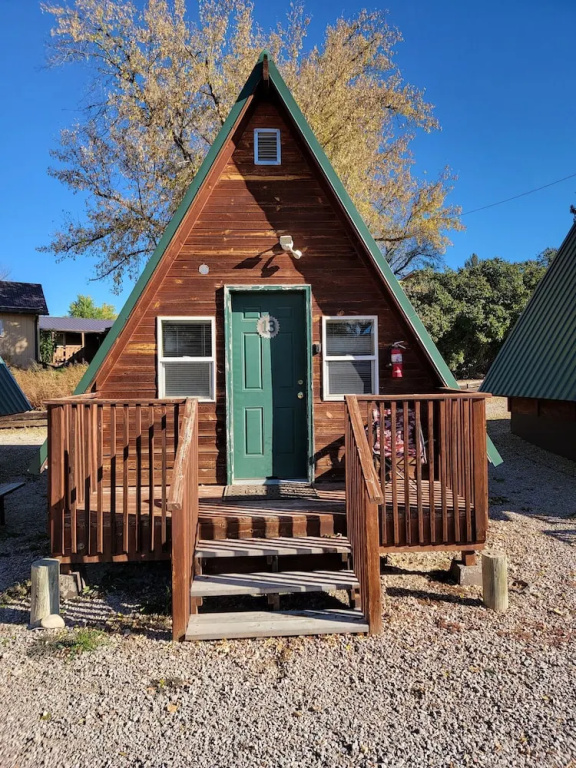 Double Chalet (full double bed)