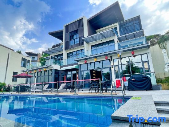 Leisure Hot Spring Residence Housing