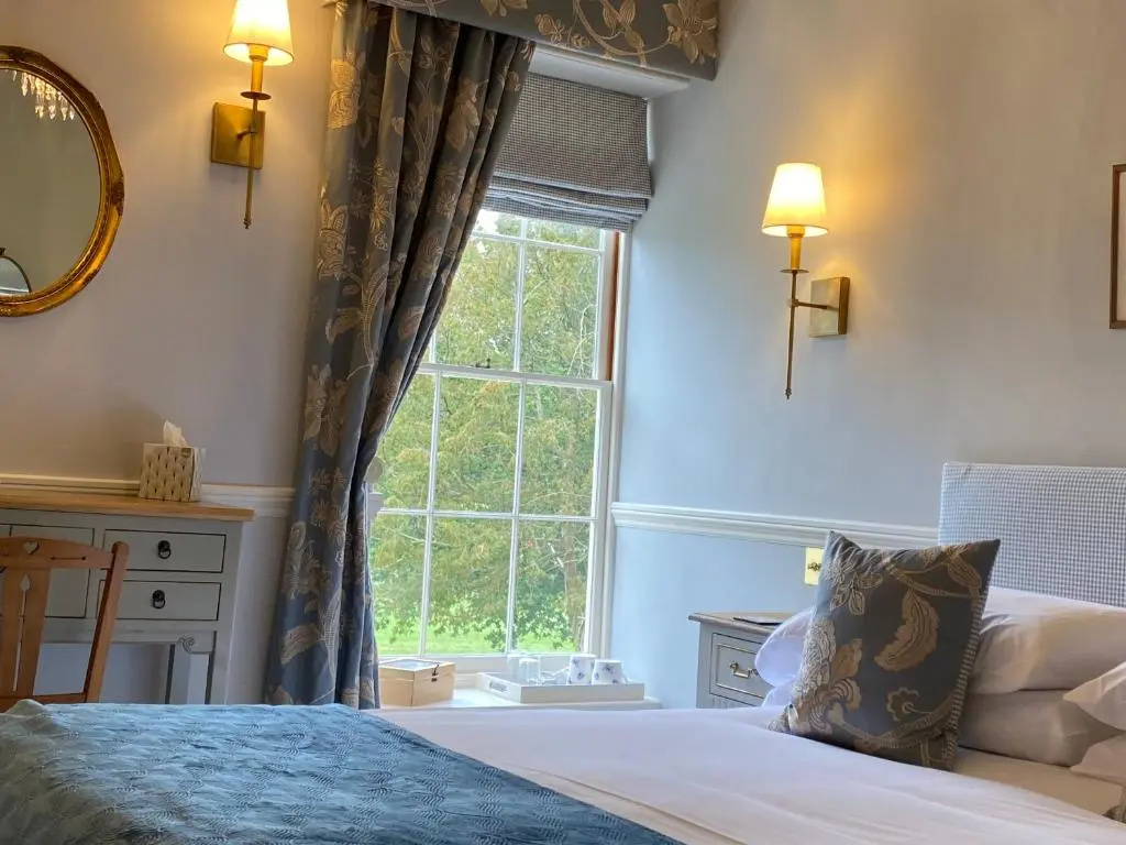 Standard Double room with garden view (full double bed)
